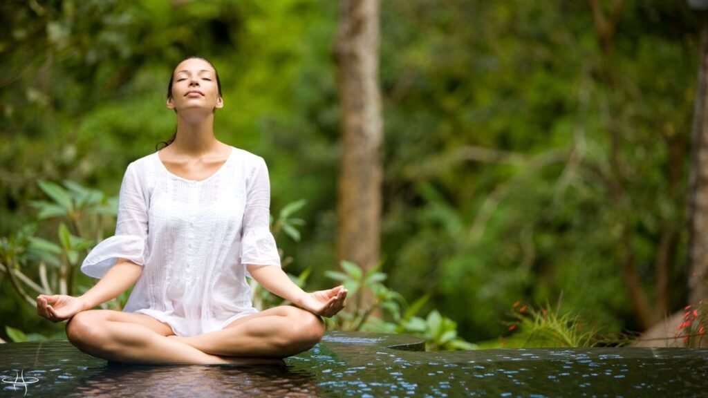 Daily Habits That Naturally Support Hormone Balance for Women 40+ for Healthy Aging